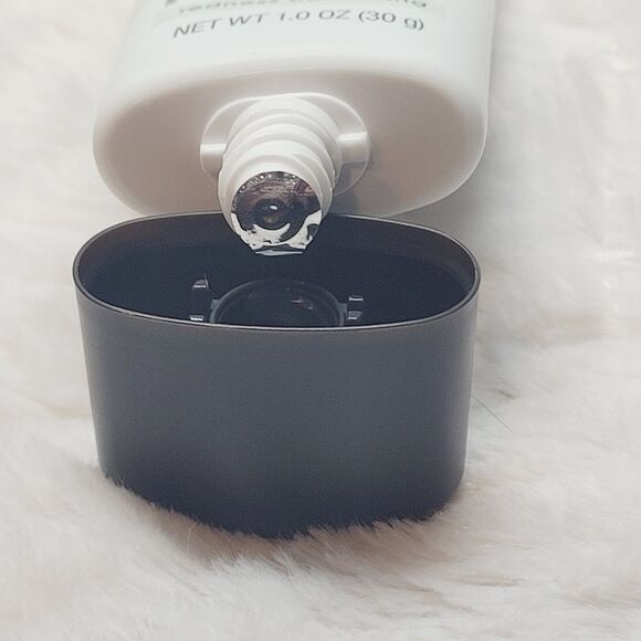 Neutrogena Prep + Correct Primer for Redness Correcting Inner Foil Sealed New - Picture 3 of 3